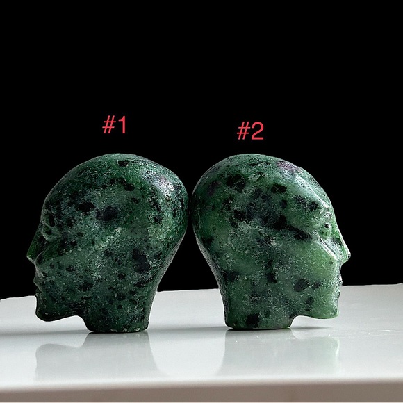 Ruby Zoisite Alien Head Carvings - Picture 5 of 17